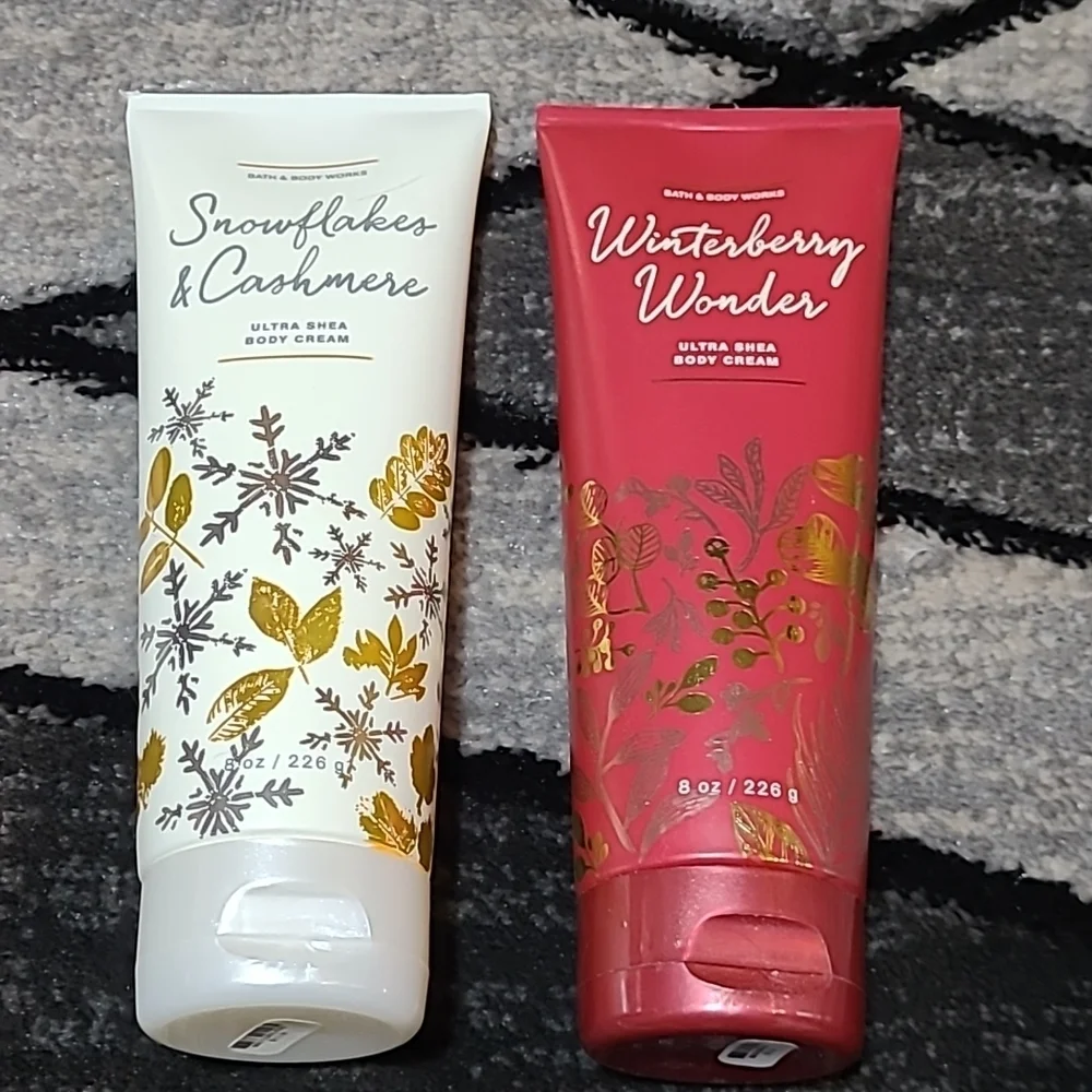 Bath & Body Works Snowflakes & Cashmere Winterberry Wonder Bundle